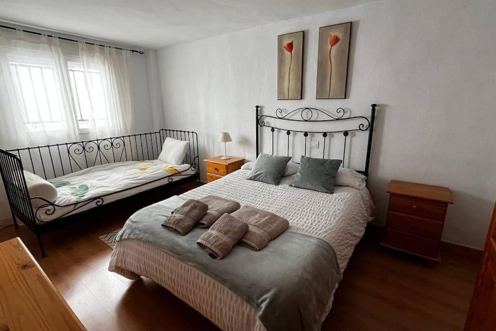 Casa De 5 Habitaciones Hasta 9 Plazas, La Casilla En Durcal, Granada Esterno foto